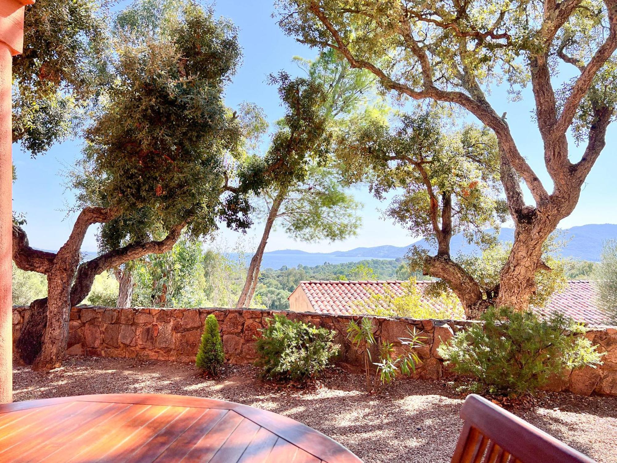 Royal Palm Aparthotel Porto-Vecchio  Exterior photo